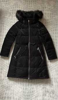 Зимове пальто DKNY
