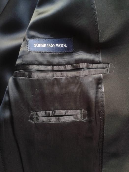 Fato preto Massimo Dutti