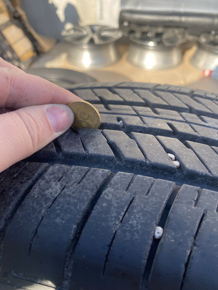 Шини Bridgestone Ecopia H/L 422 plus 215 65 R17 гума резина