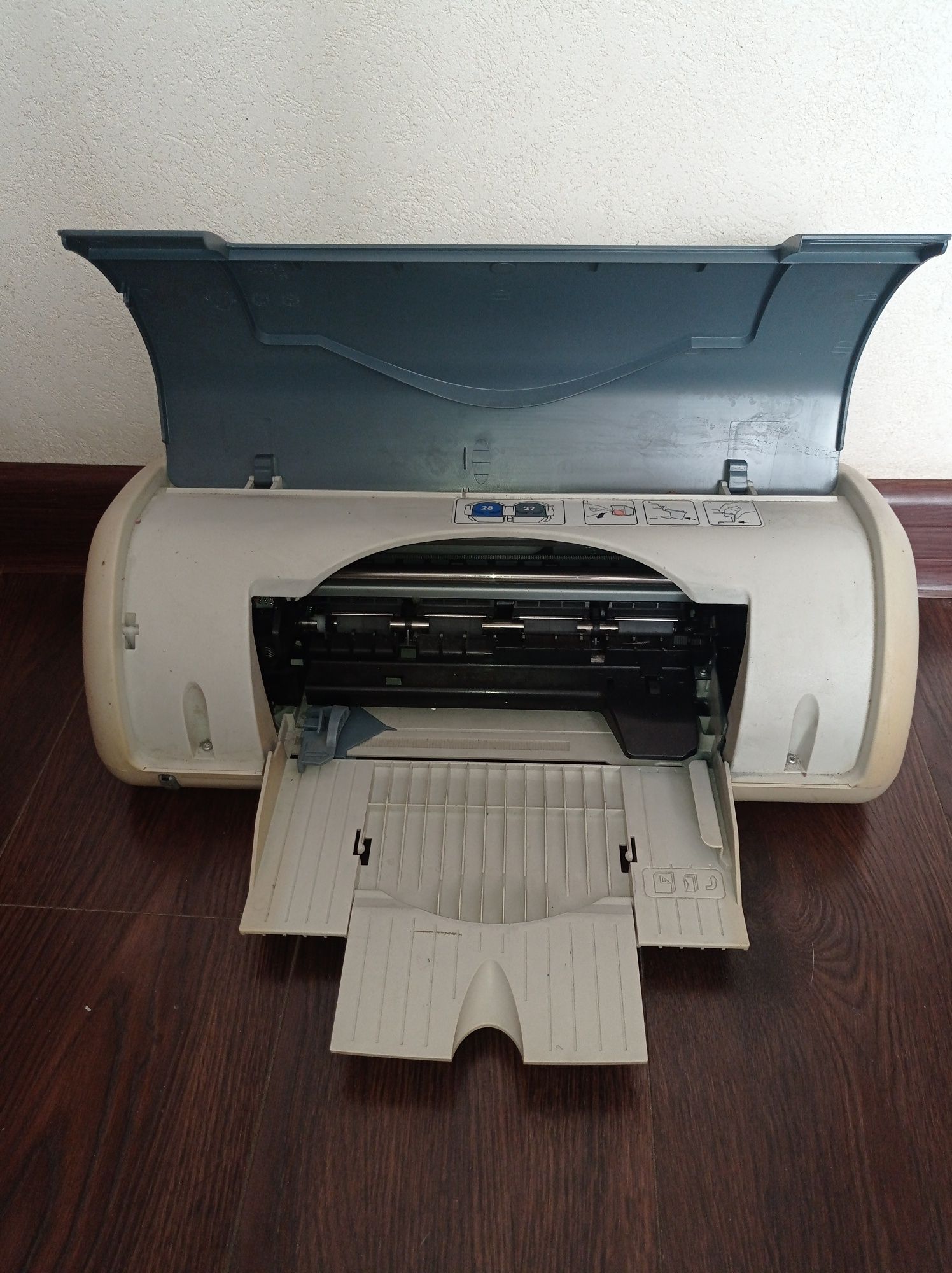 Принтер HP Deskjet 3745