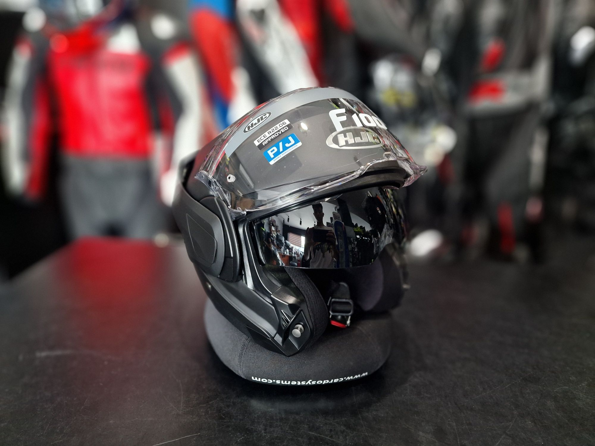 MotoSzafa Kask HJC F100 SOLID SEMI FLAT BLACK !gratisy/raty!
