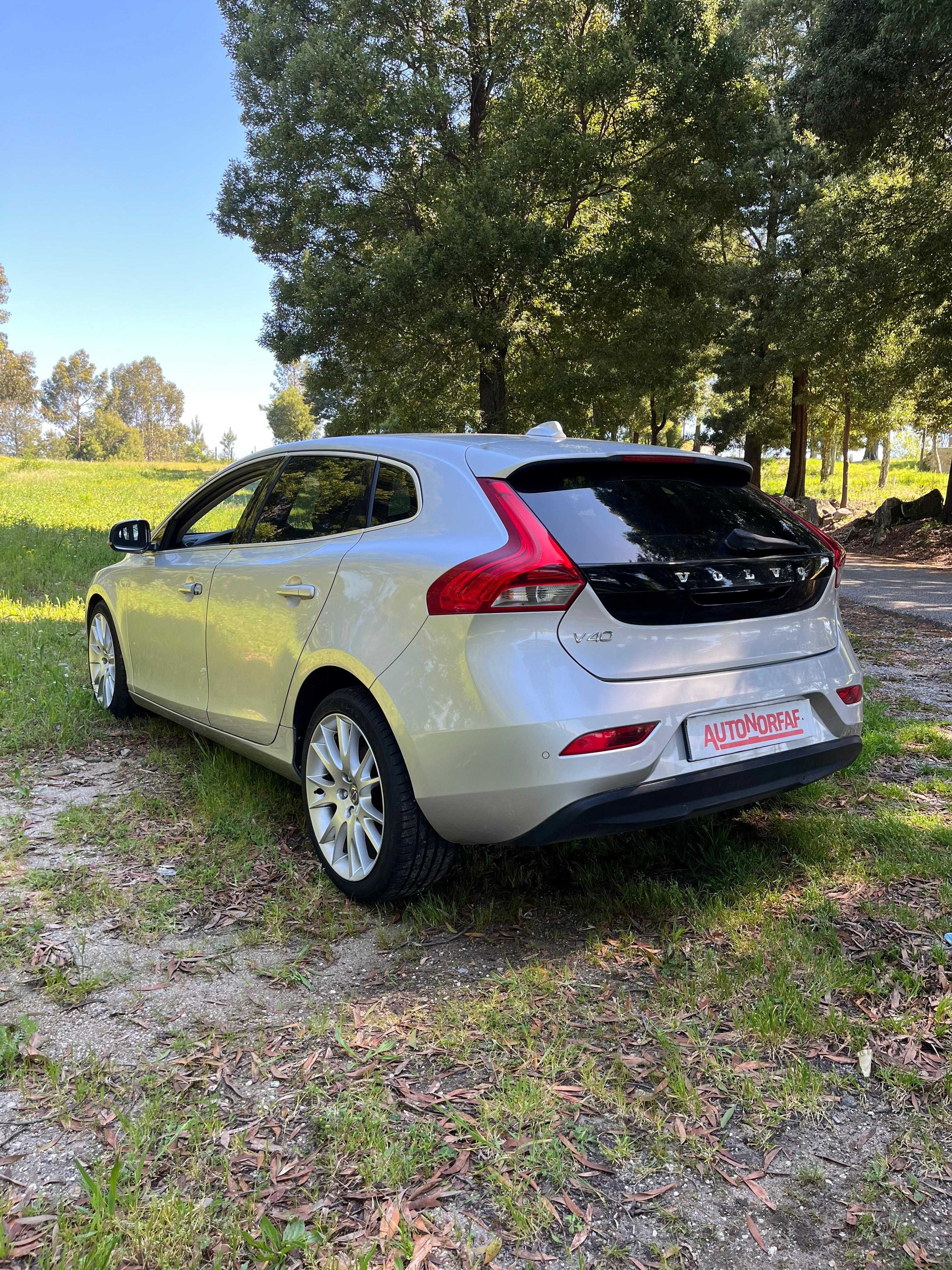 Volvo V40 1.6 D2 Momentum