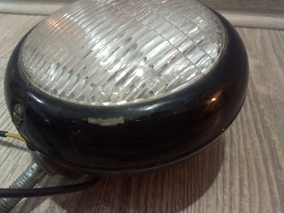 Reflektor lampa Traktor ciągnik HELLA