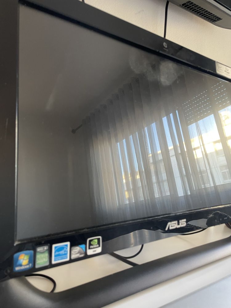 Asus - Desktop Touch