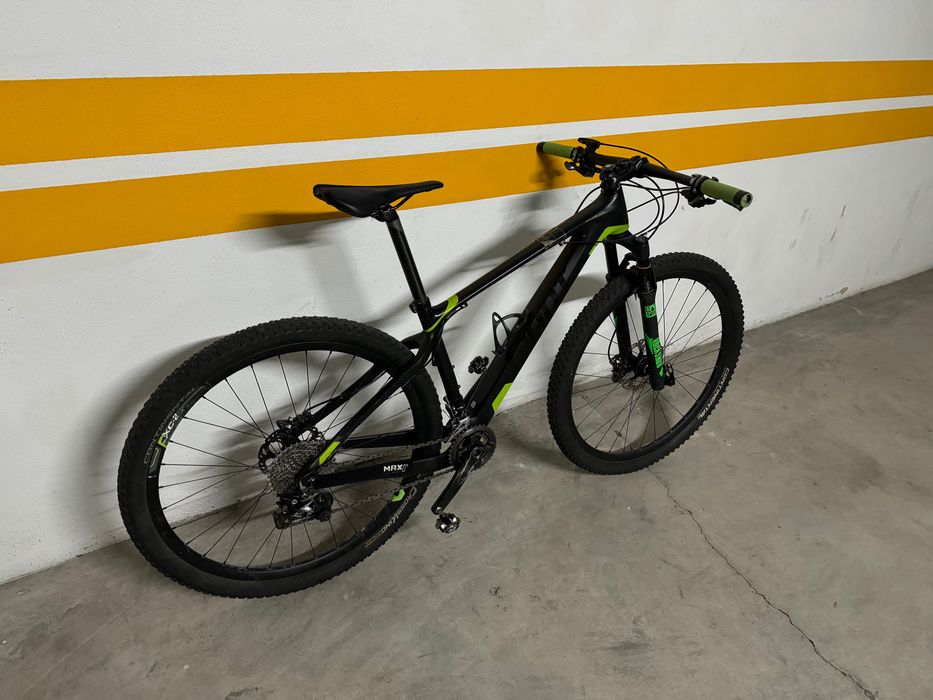 bicicleta btt giant advanced