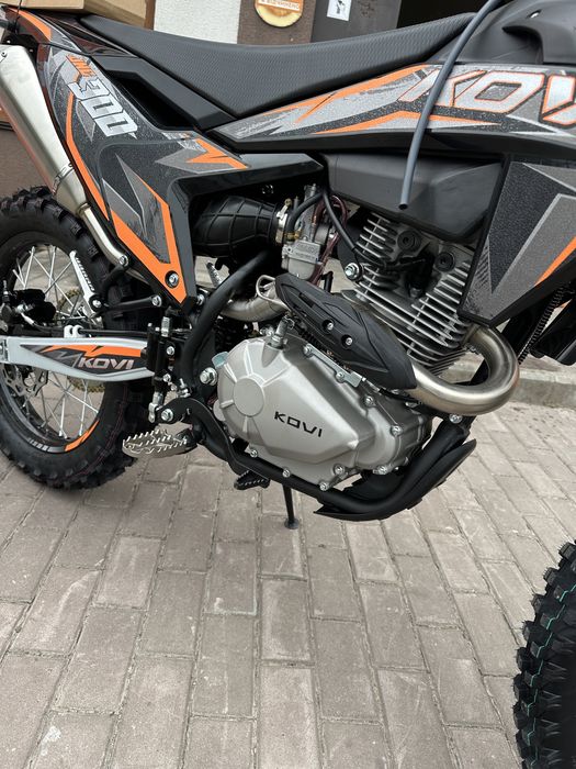 Kovi JNC300 SR кросовий мотоцикл