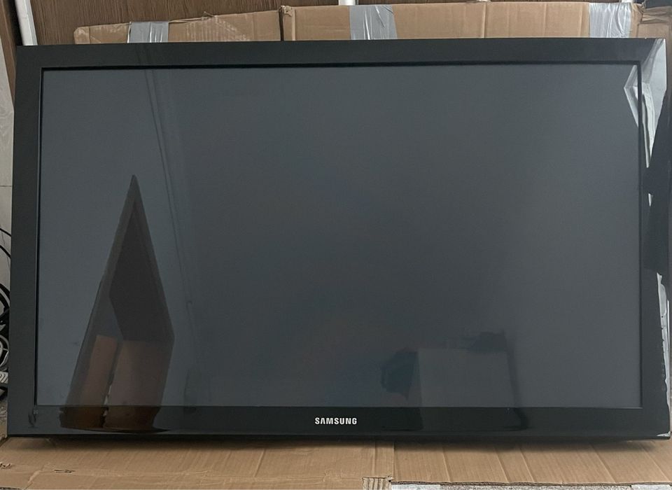 Телевізор samsung