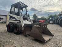 Ładowarka Bobcat 440B miniładowarka new holland
