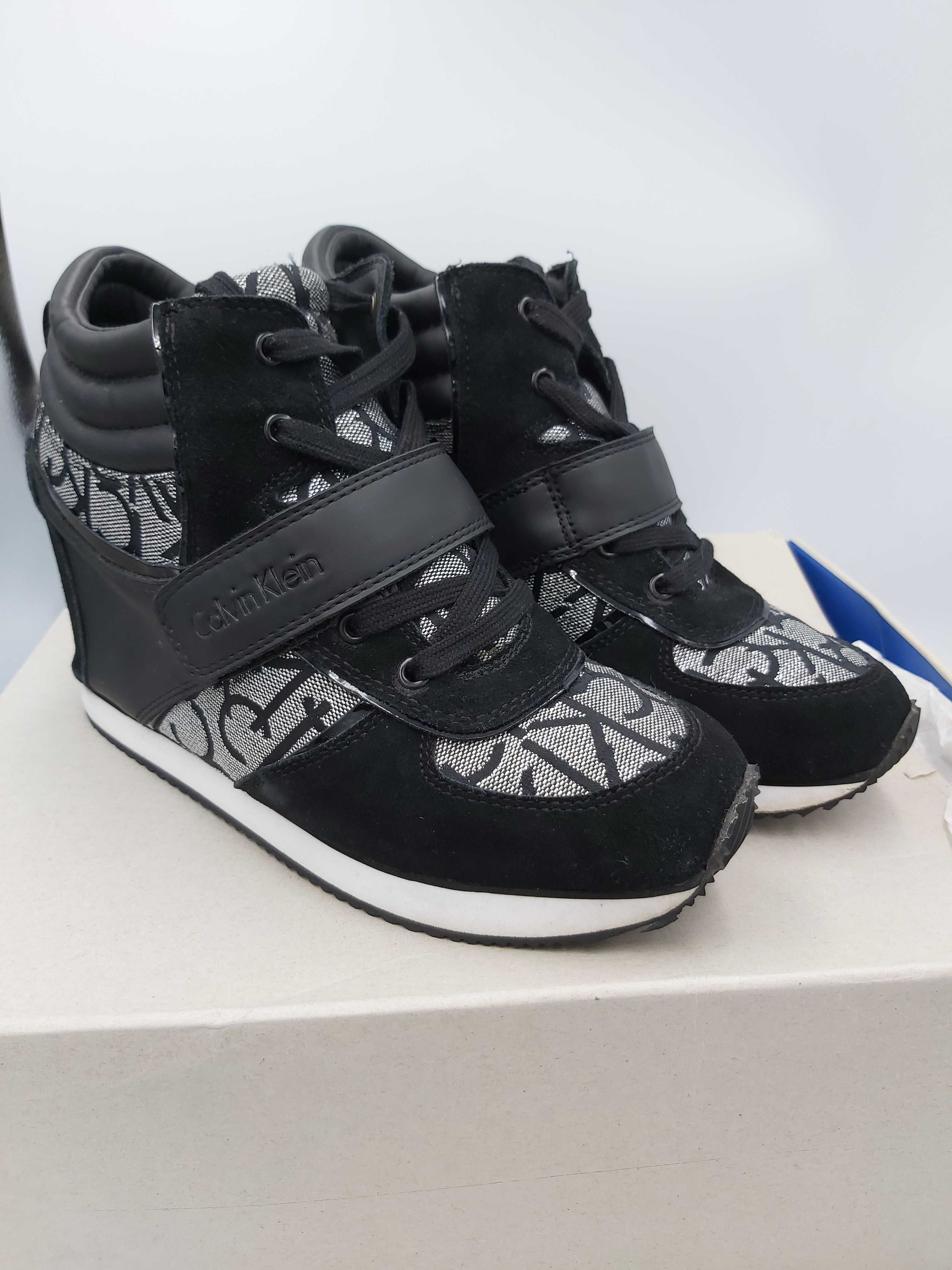 Sneakersy CALVIN KLEIN Srebrne botki rozmiar 39