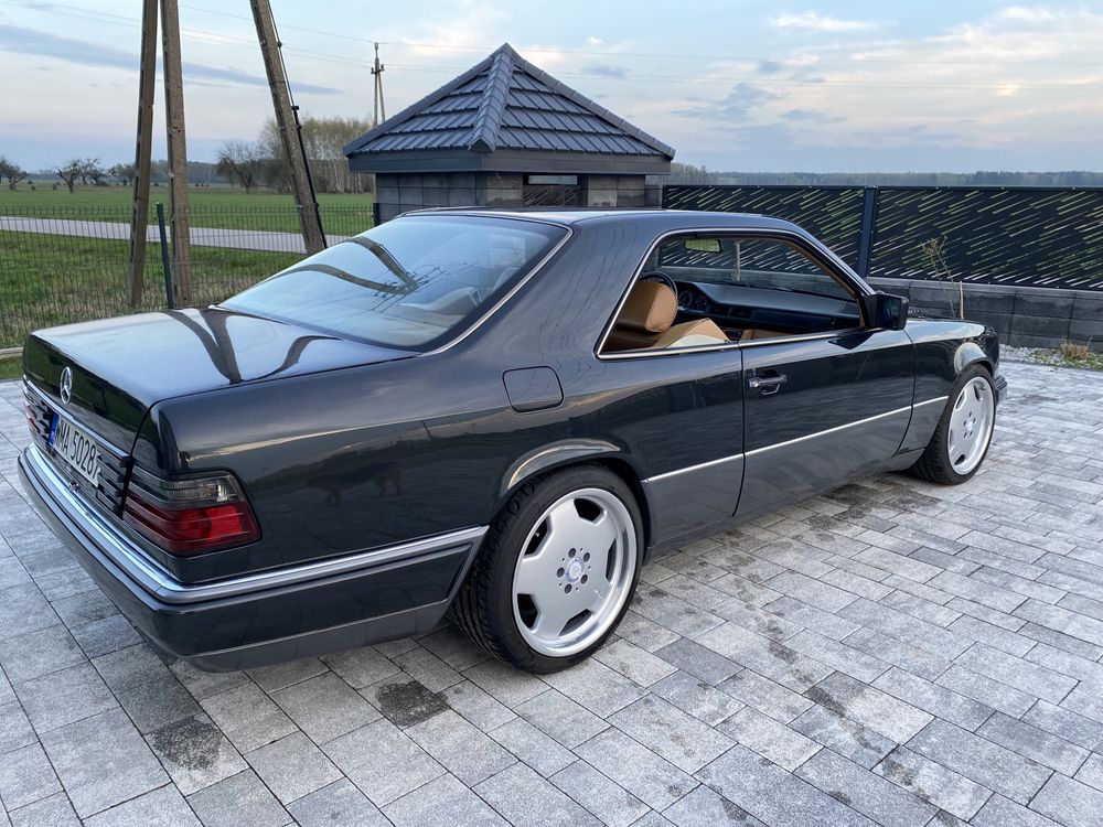 Mercedes W124 Coupe 300CE 24v