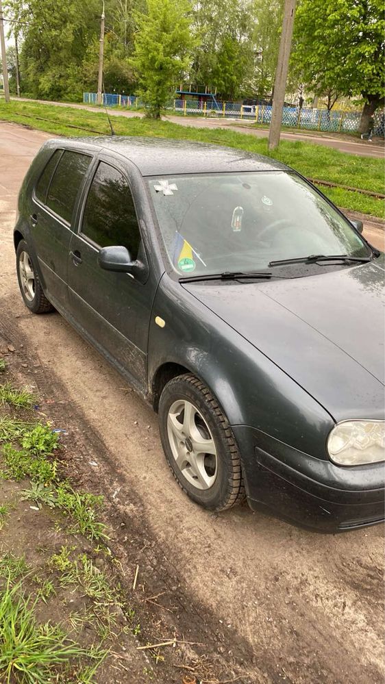 Продам Volkswagen Golf 4