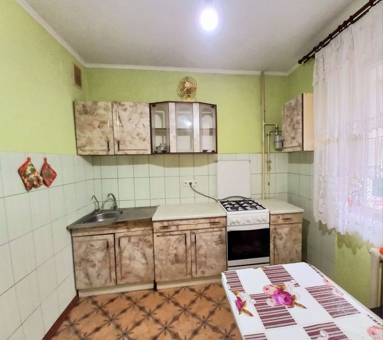Продам 1 комн.квартиру на 5 ЗАРЕЧНОМ. 2 ЭТАЖ.