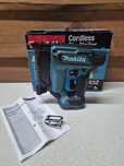 Makita Gwoździarka DPT253