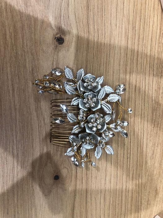 Sprzedam ozdobę ślubną do włosów