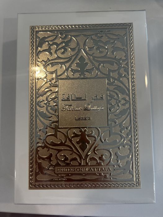 Lattafa Fakhar Femme Perfumed Water Spray 100ml