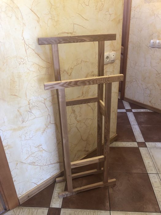 Продам напольные вешалки