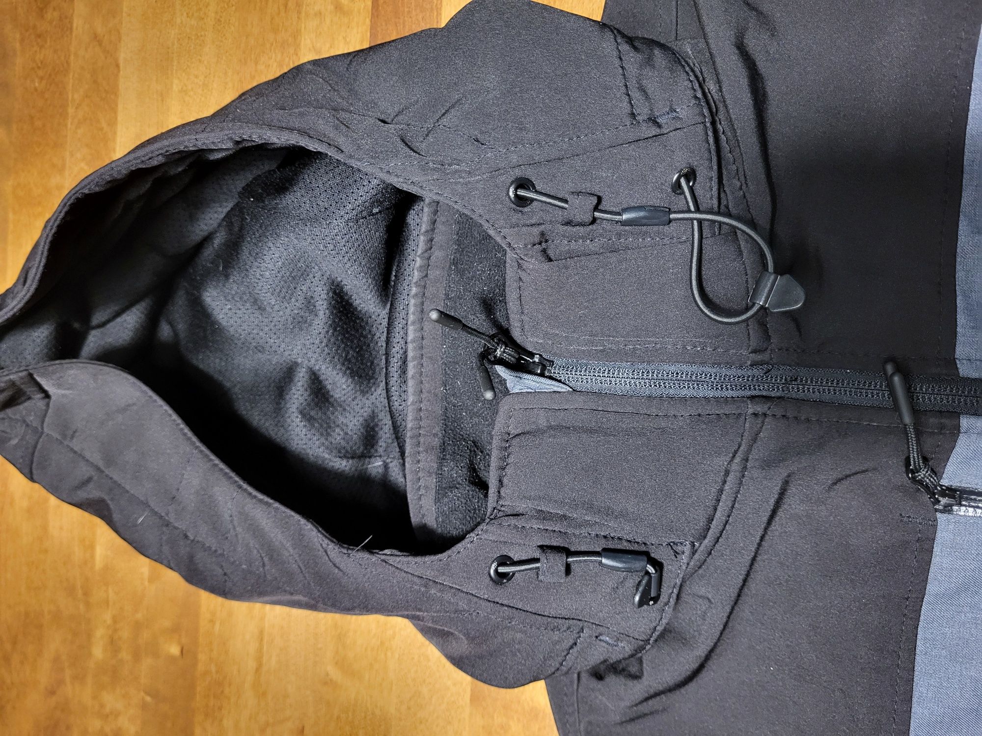 Kurtka softshell męska 4F.