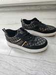 Adidasy czarno złote guess