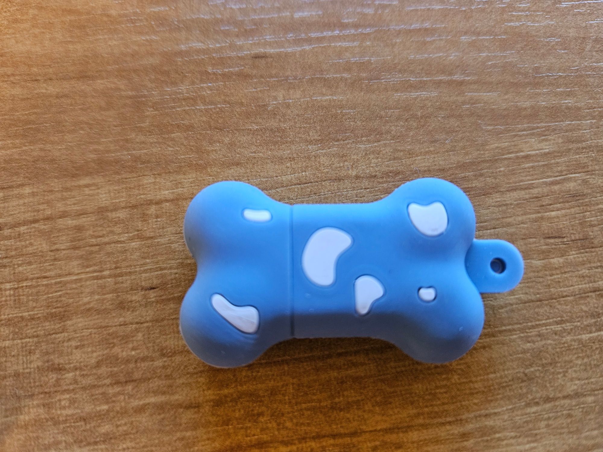Pendrive. Kostka
