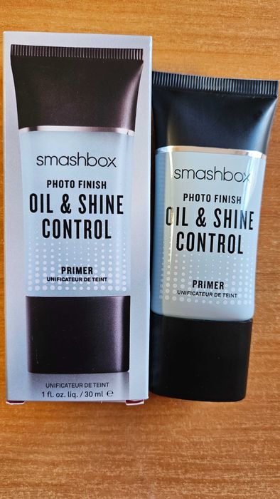 Baza pod makijaż Smashbox Oil & Shine Control