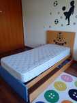 Cama de solteiro, rapaz