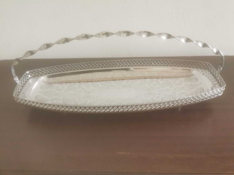 Travessa e cacho de Uvas cores amarelo e laranja  vintage