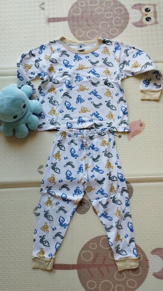 Pijama bebé 24-36