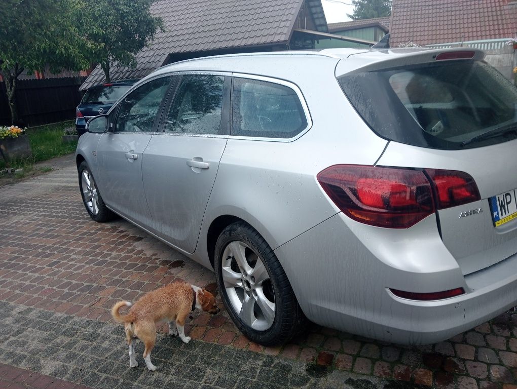 Opel Astra Całość lub czesci
