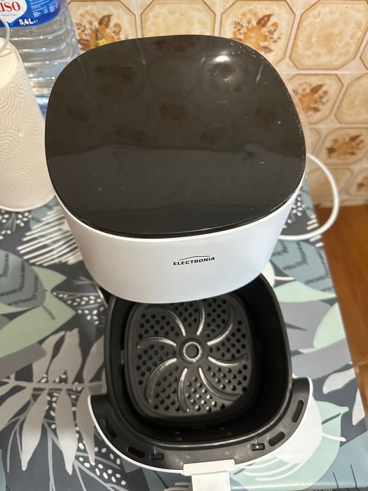 Vendo Airfryer como nova!!!