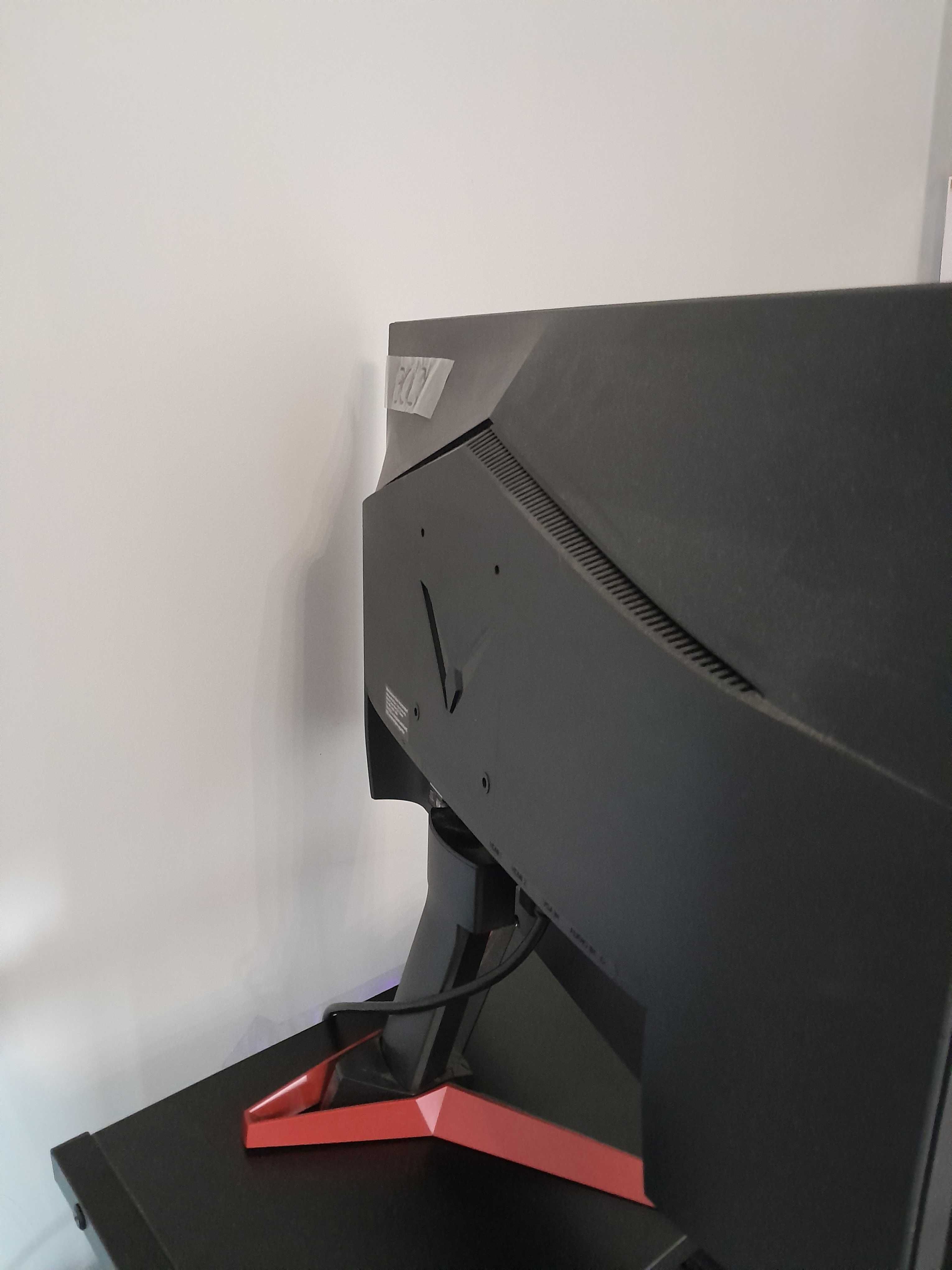 Komputer AMD Ryzen 5/RX 5700/SSD 480GB+Zestaw dodatków