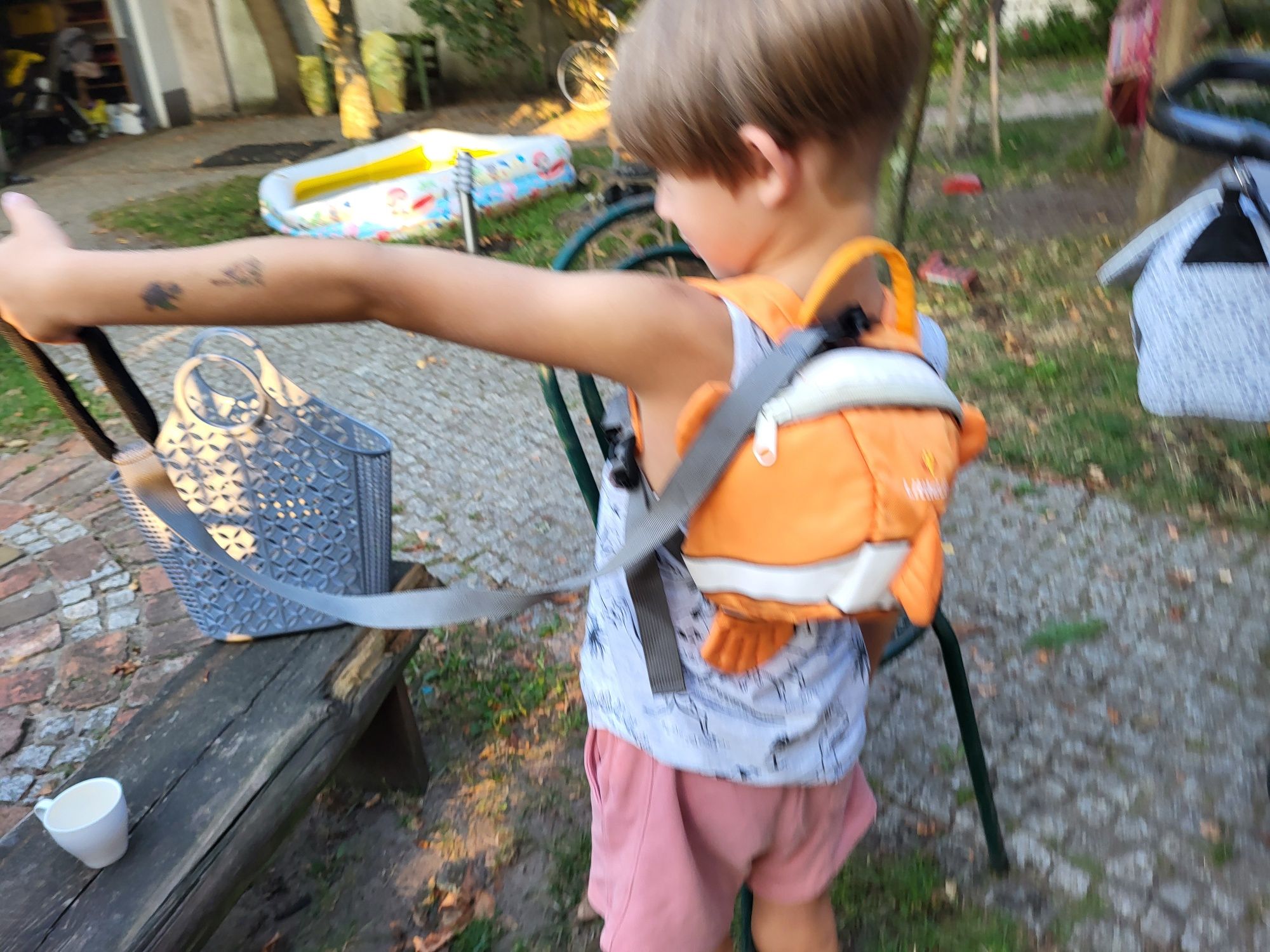 Plecak Little Life Nemo ze smyczą. Super stan!