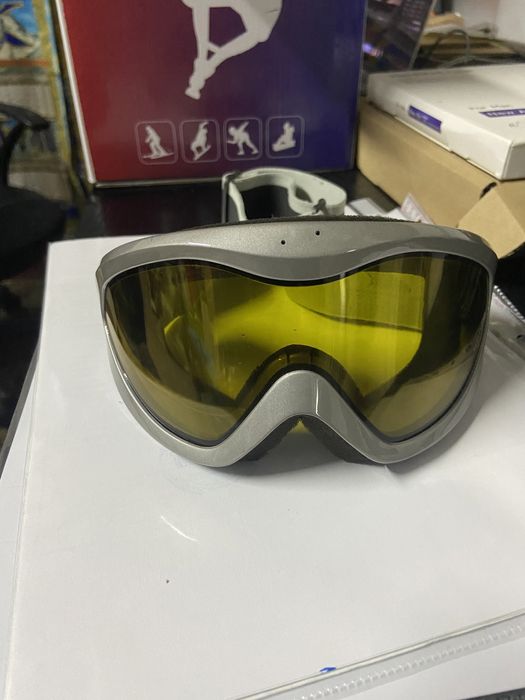 Детский шлем Alpine Pro (размер S). Новый. Маска Carrera