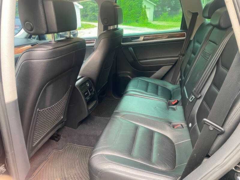 2012 Volkswagen Touareg TDI Executive