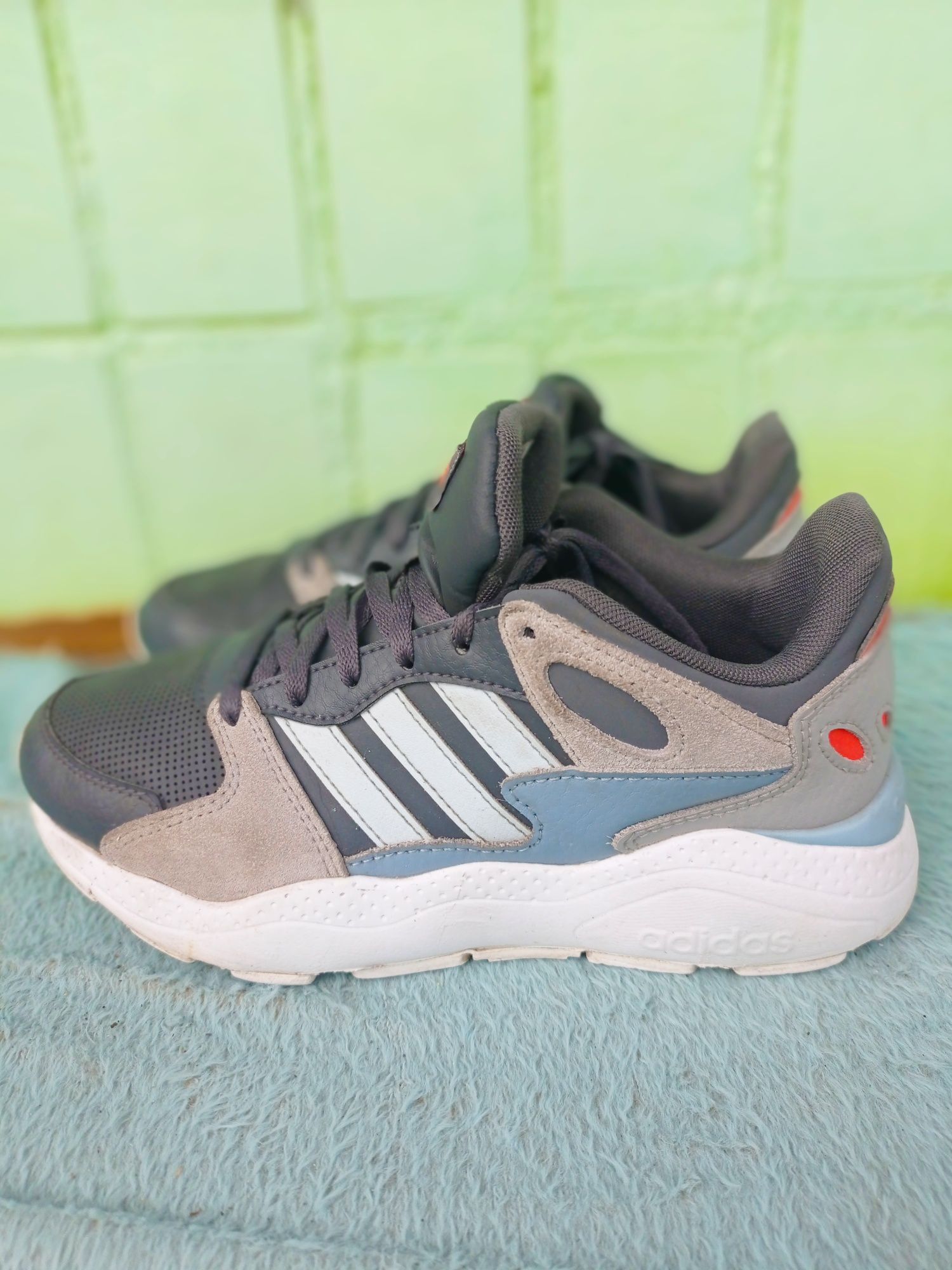 Adidas кроссовки originals p.36,5