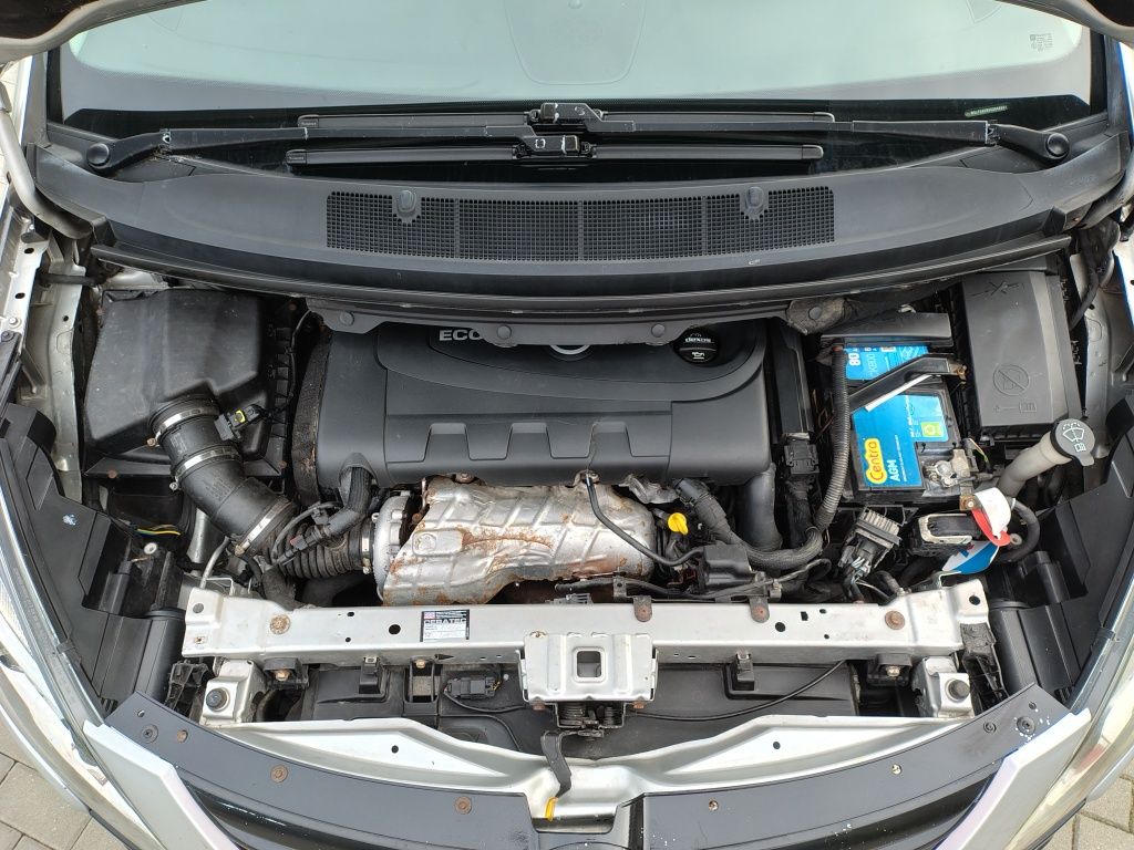 Opel Zafira C Turbo