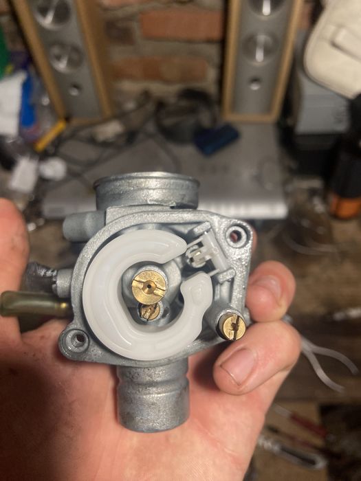 Продам карбюратор 17,5 дэлорто