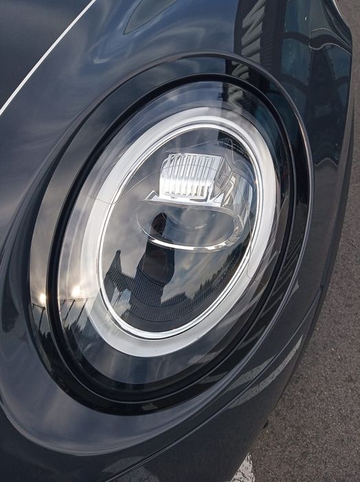 Mini Cooper SD - Potência e Estilo, com Km de Fazer Inveja!
