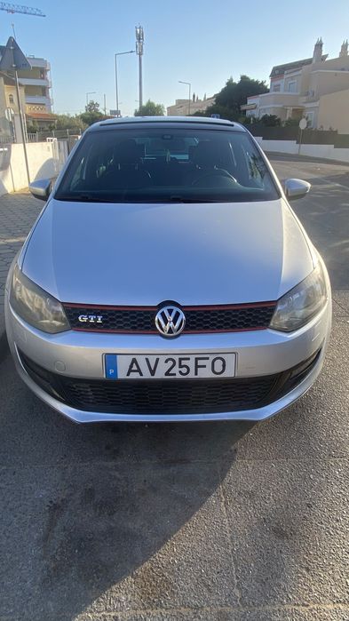 VW Polo 1.4 Look GTI (2010) - Teto de Abrir, Bem Estimado