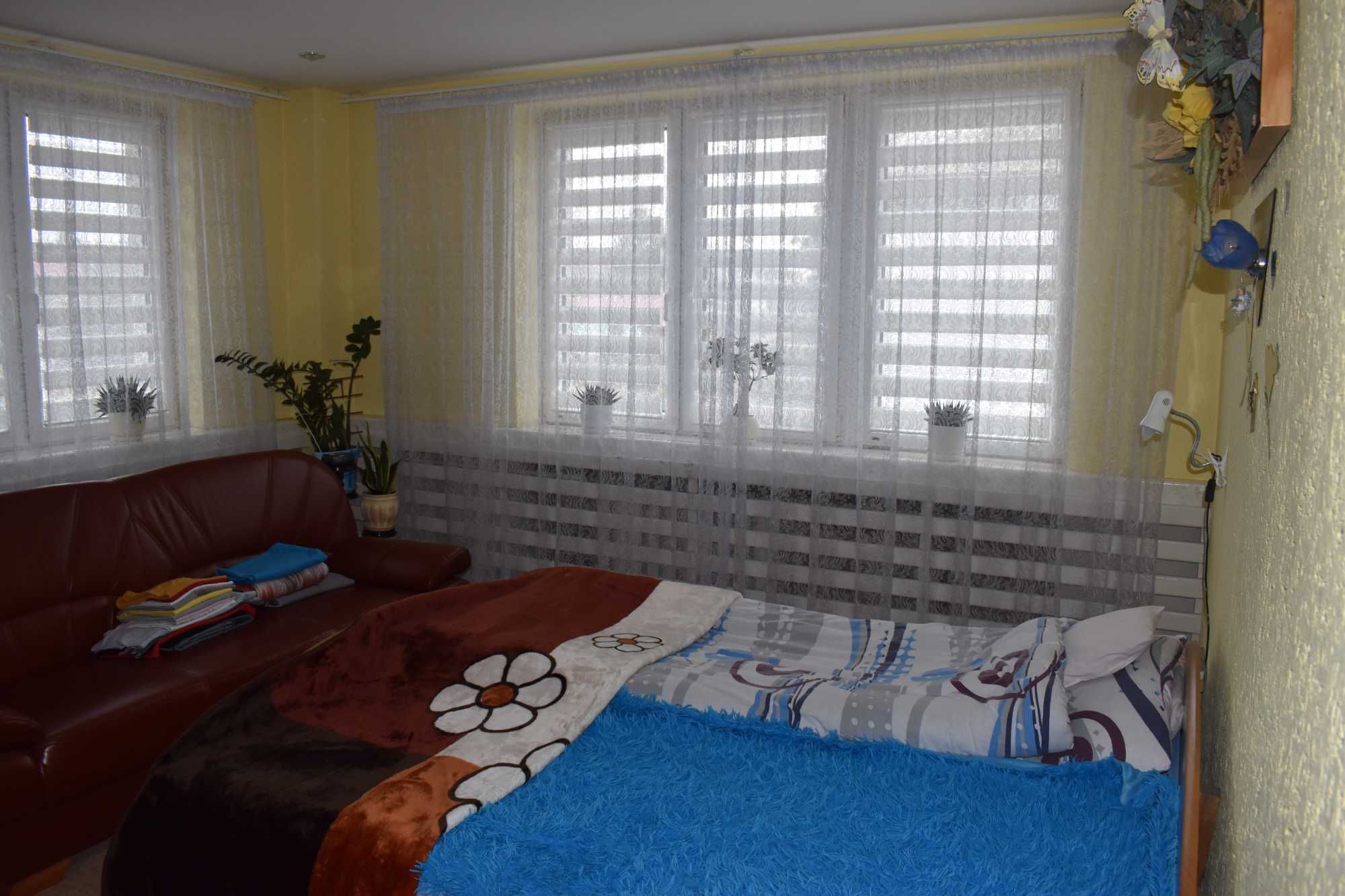 Dom jednorodzinny 85m2 + budynek gospodarczy 57m2 na Mazurach