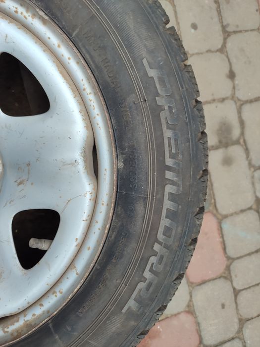 Продам колесо Волга