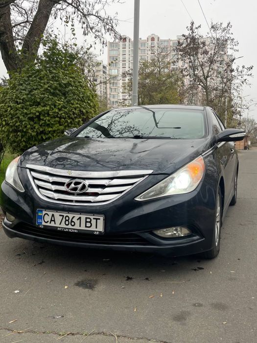 Продам Hyndai Sonata 2013
