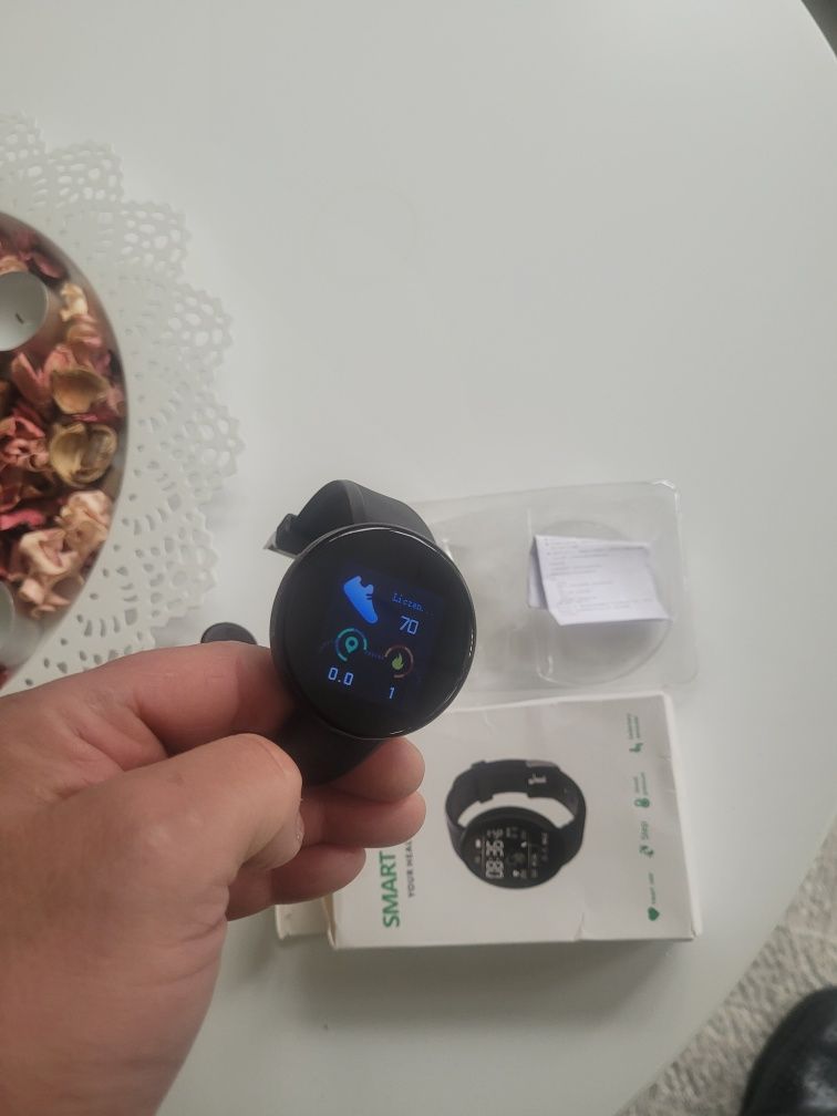 Zegarek smartwatch opaska sportowa