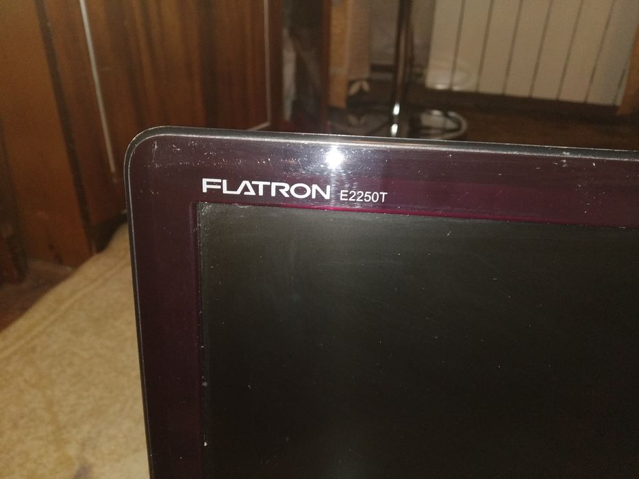 Пропоную монітор LG E2250T