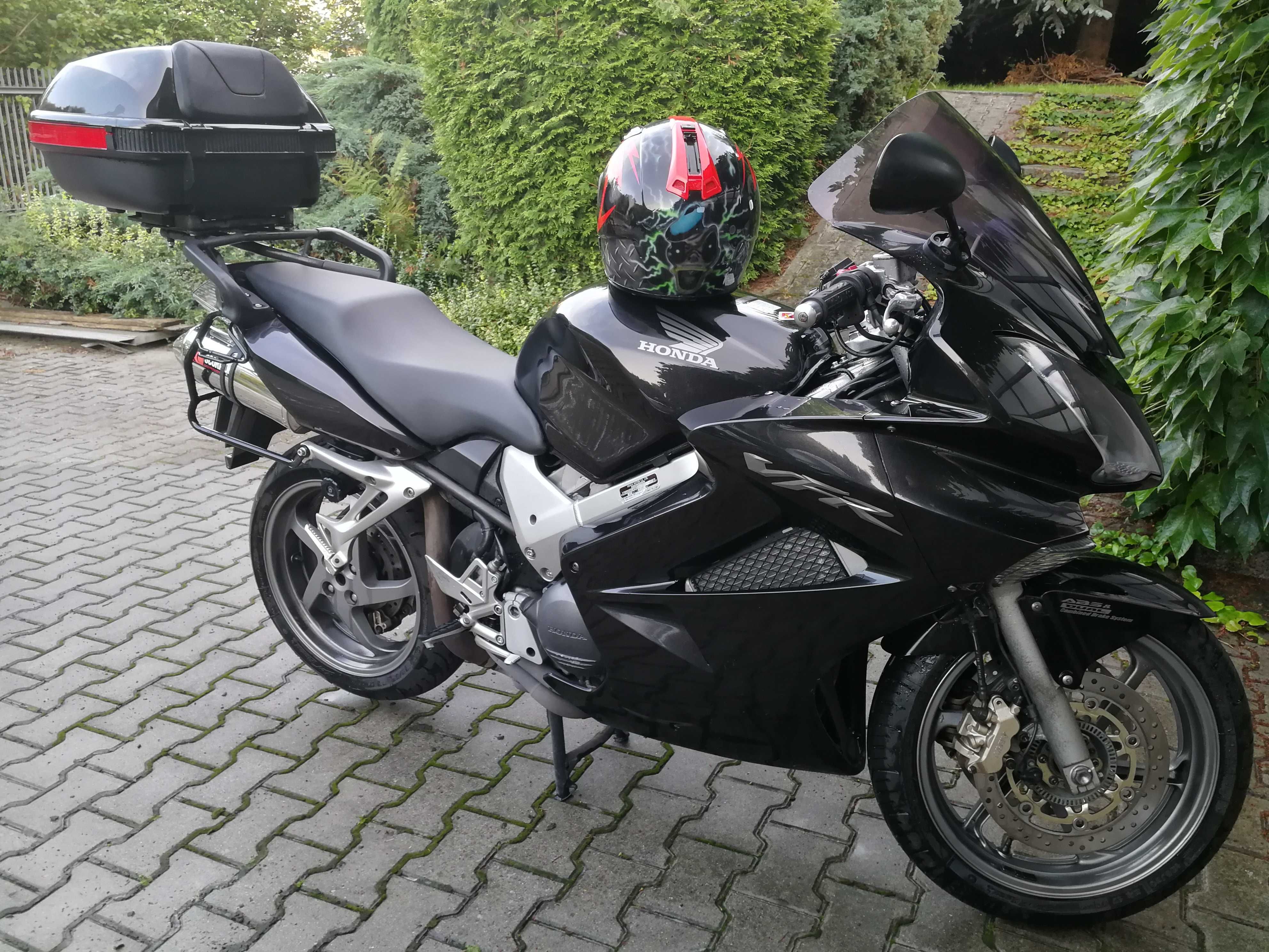 Honda VFR 800, r. prod. 2009, serwisowany i gotowy do jazdy! 19500!