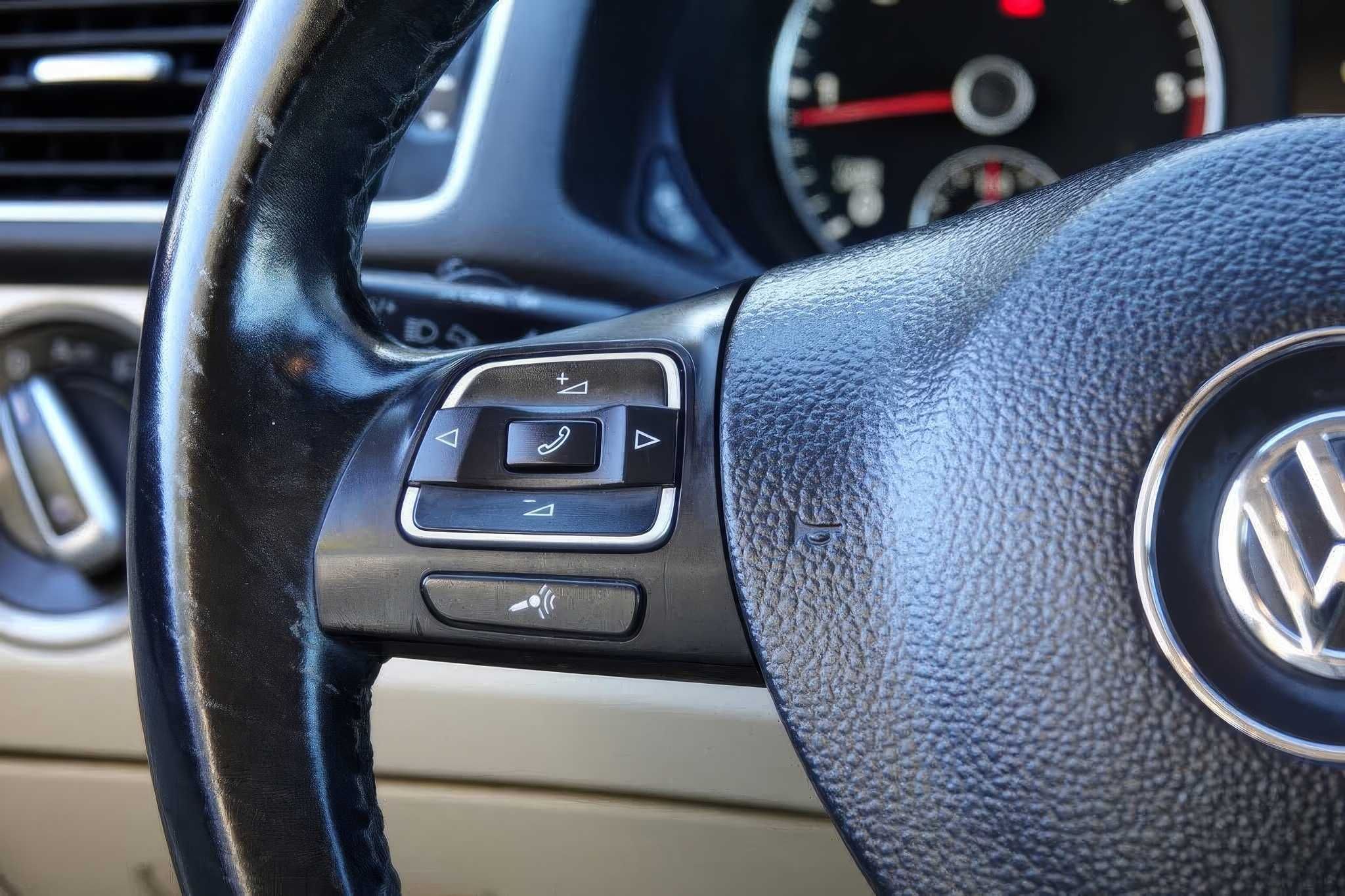 2015 Volkswagen Passat 2.0L TDI SE