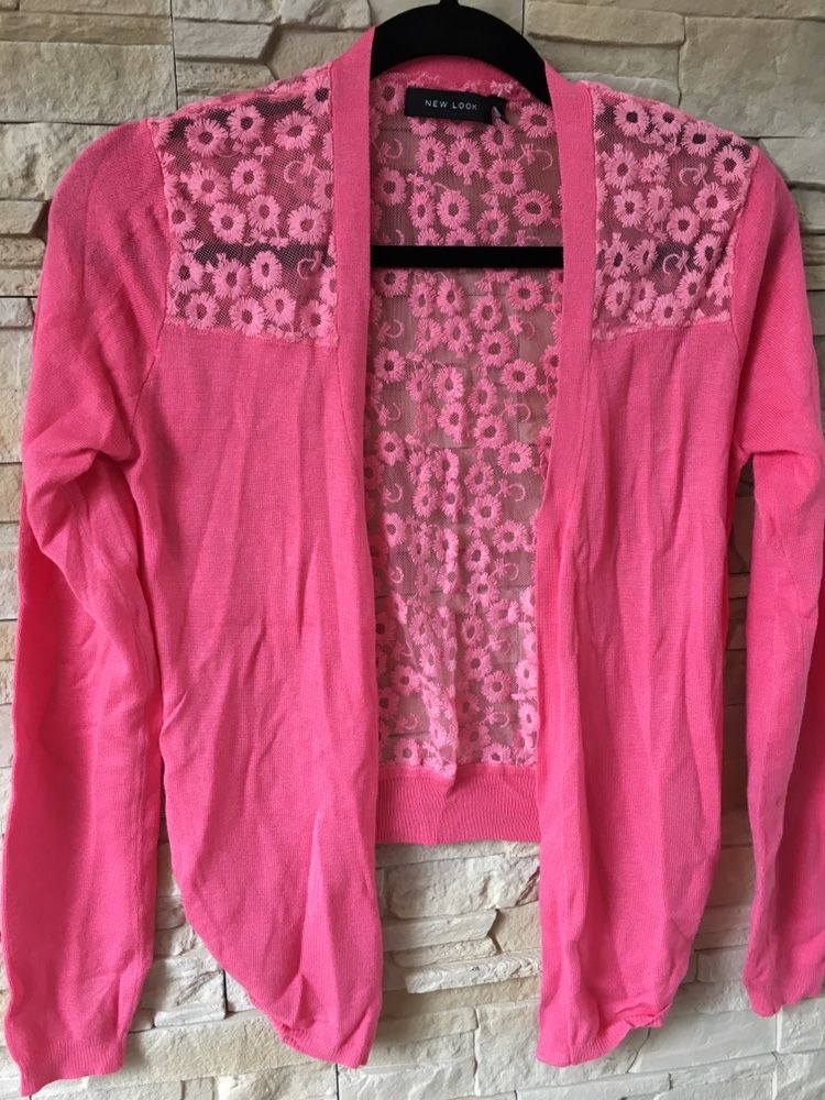 Sweterek s różowy malinowy z koronką swetr koronkowy zara new look