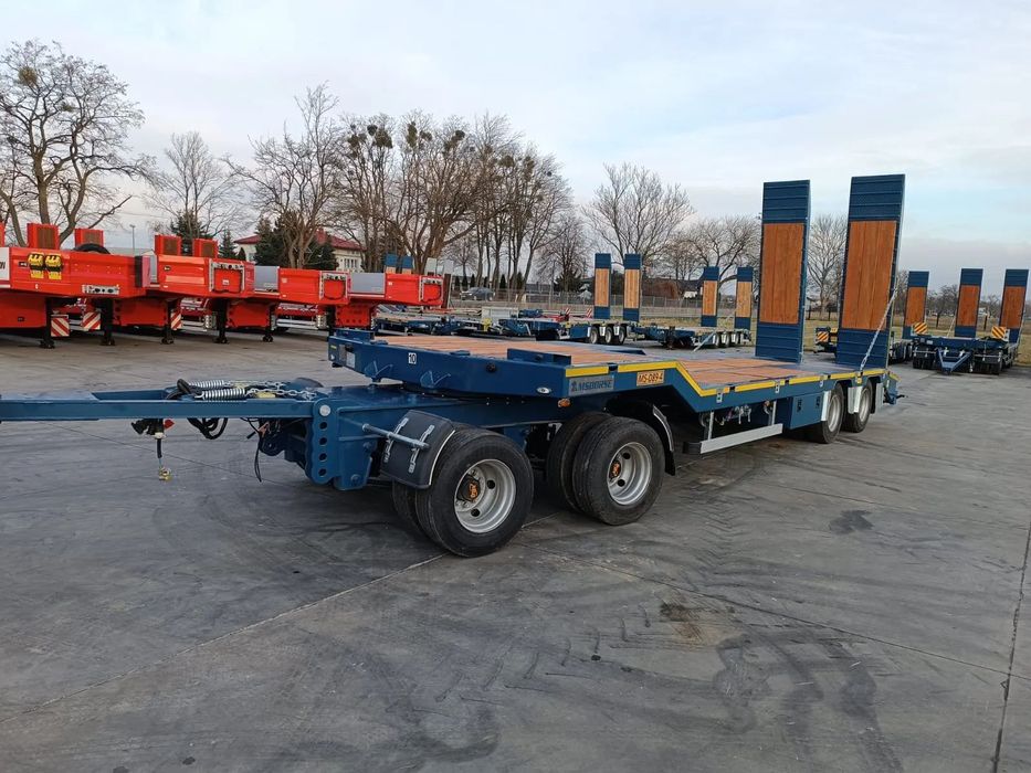 MS DORSE 4 os. obrotnica  nowa przyczepa , najazdy hydrauliczne !!!