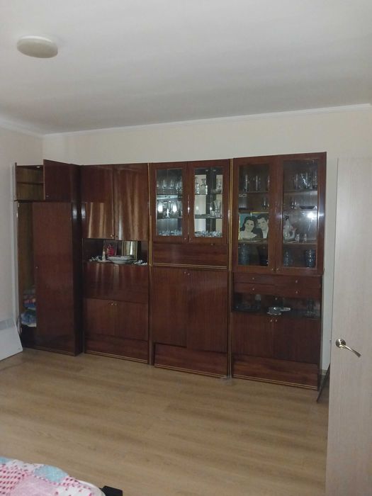 Зручний двохкімнатний будинок в центрі Берегова