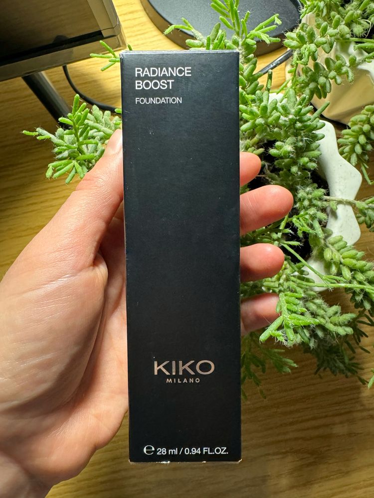 Тональна основа KIKO Radiance boost 8n