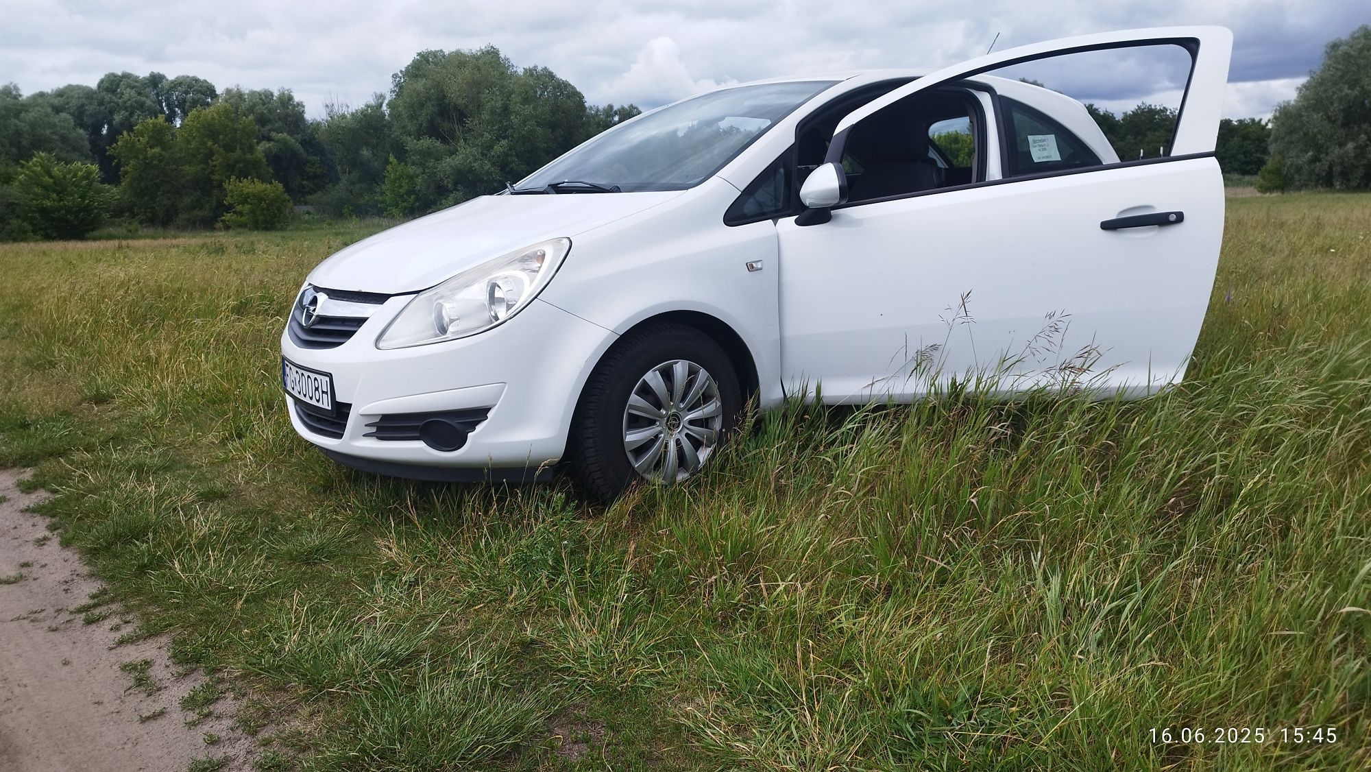 Opel corsa D 1,0 .2008 r. Nowa cena.
